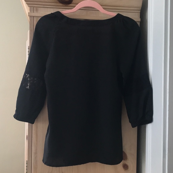 Kardashian Kollection Black Blouse with lace accent sleeves Size XS - Picture 8 of 8